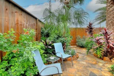 424 W Ave E #2