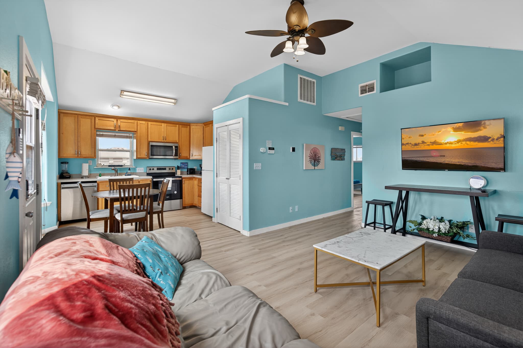 Shorely Beachin, Corpus Christi, TX vacation rental photo 2